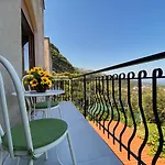 Дом отдыха Mariahome *