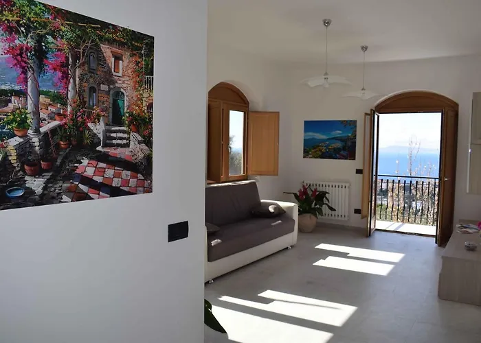 Semesterbostad Mariahome